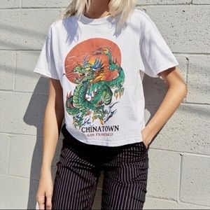 Brandy Melville Chinatown T-shirt 🐉